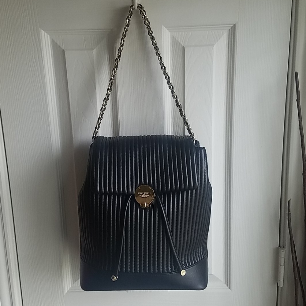 Henri bendel backpack - Picture 1 of 16